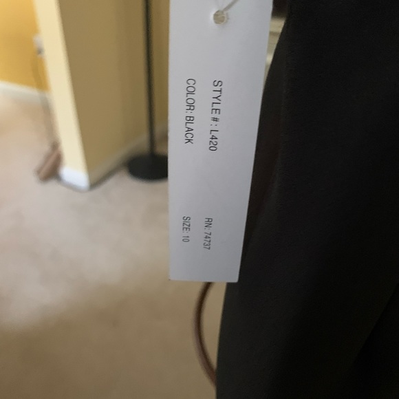 Black jumpsuit size 10 - Picture 3 of 4